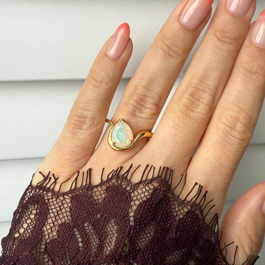 Opal Ring - Arc of Whisper