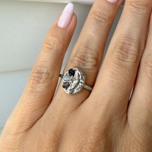 Dark Gradient Ring - Goddess - worn silver
