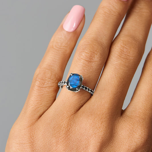 Labradorite Black Spinel Ring - Harlow