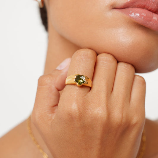 Blossom Ring on hand