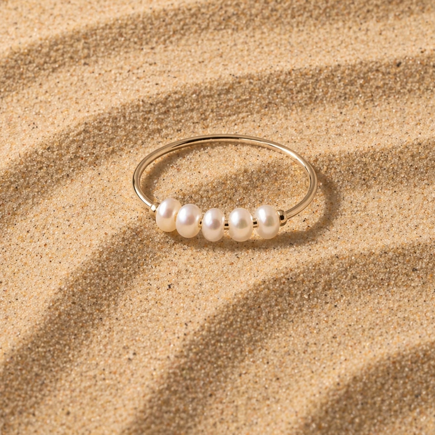 Mini Pearls Ring on sand