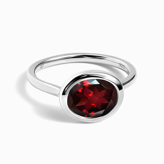 Skin-Touch garnet ring silver