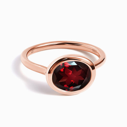 Skin-Touch garnet ring rose gold