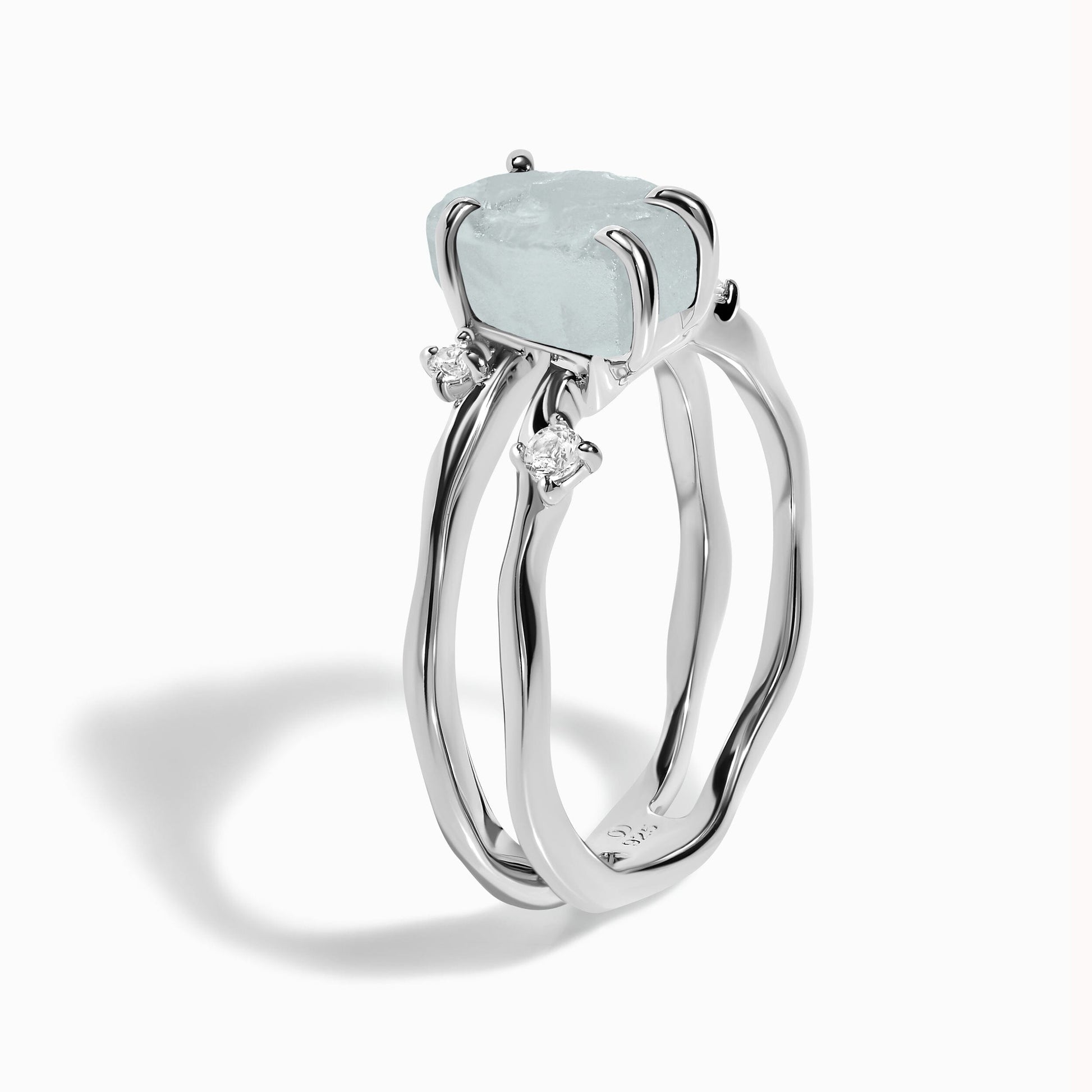 Raw Crystal Ring - Flow Aquamarine - silver detail