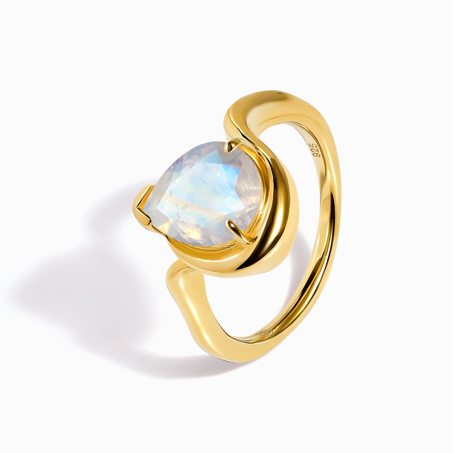 Moonstone Ring - Arc of Whisper - yellow gold detail