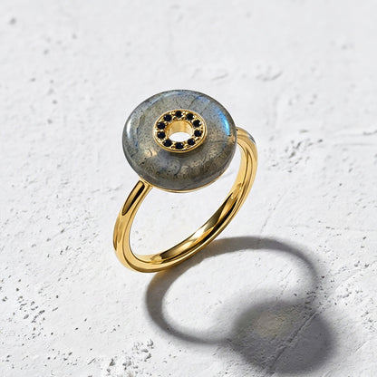 Labradorite Black Spinel Fidget Ring - Liora - Firefly_GeminiFlash_Hyper-LABYG
