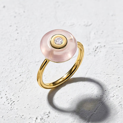 Rose Quartz Fidget Ring - Ora, yellow gold lifestyle