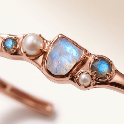 Moonstone Pearl Cuff - Heirloom - closeup RG