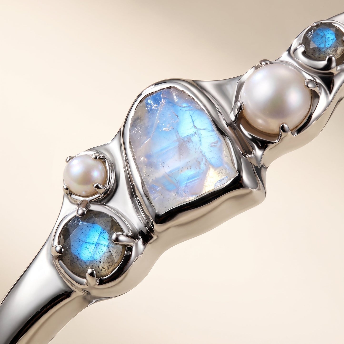 Moonstone Pearl Cuff - Heirloom - closeup SIL