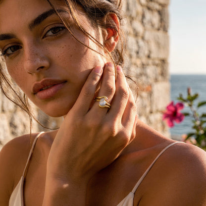 Mother of Pearl Ruby Ring Serpent - yellow gold model close