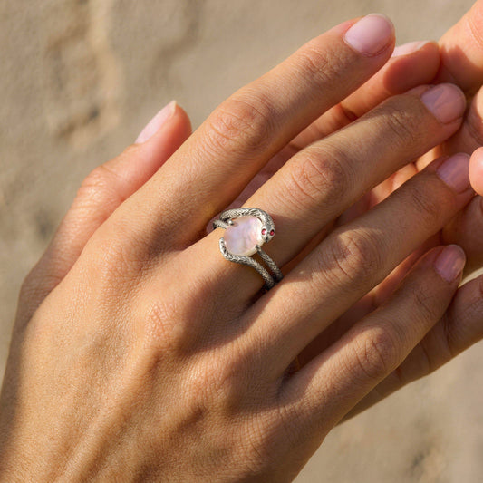 Mother of Pearl Ruby Ring Serpent - silver model