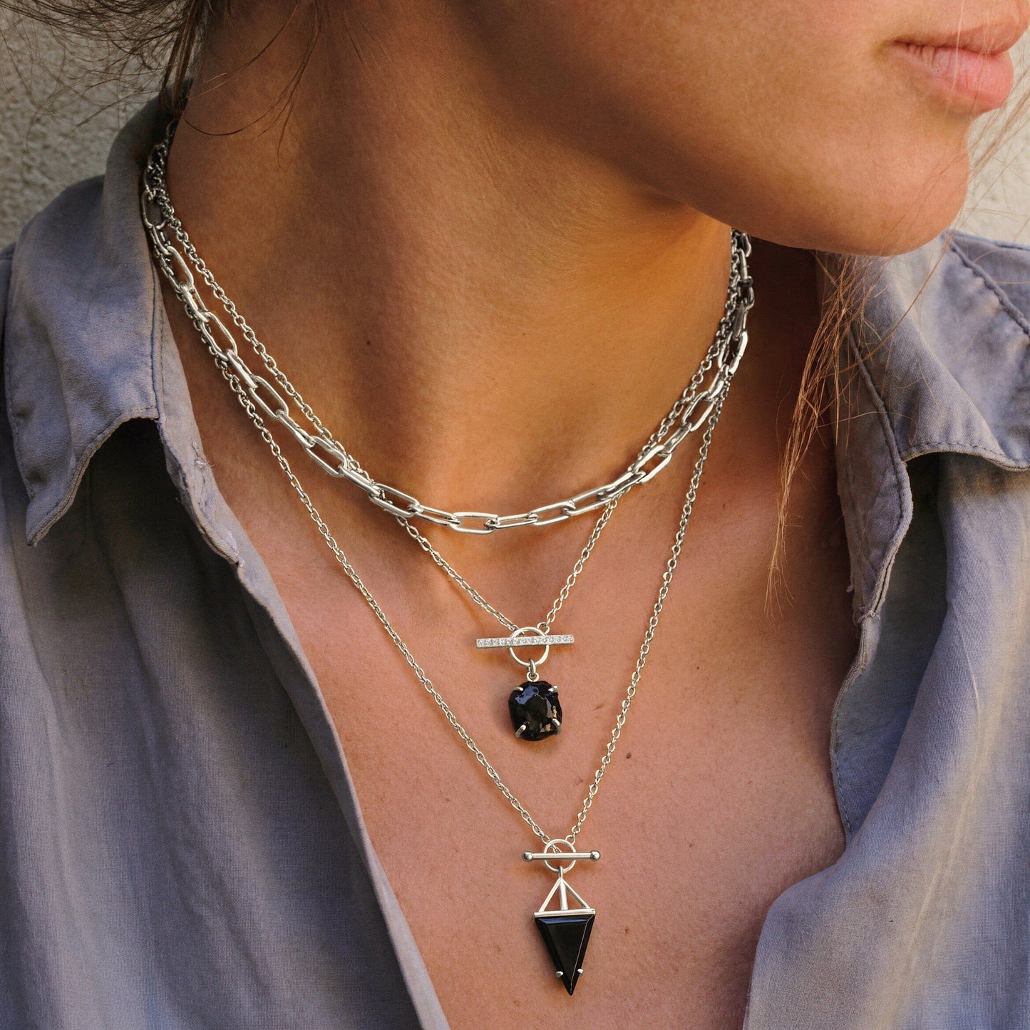 Heroine T-Lock Widelink Necklaces - silver closeup