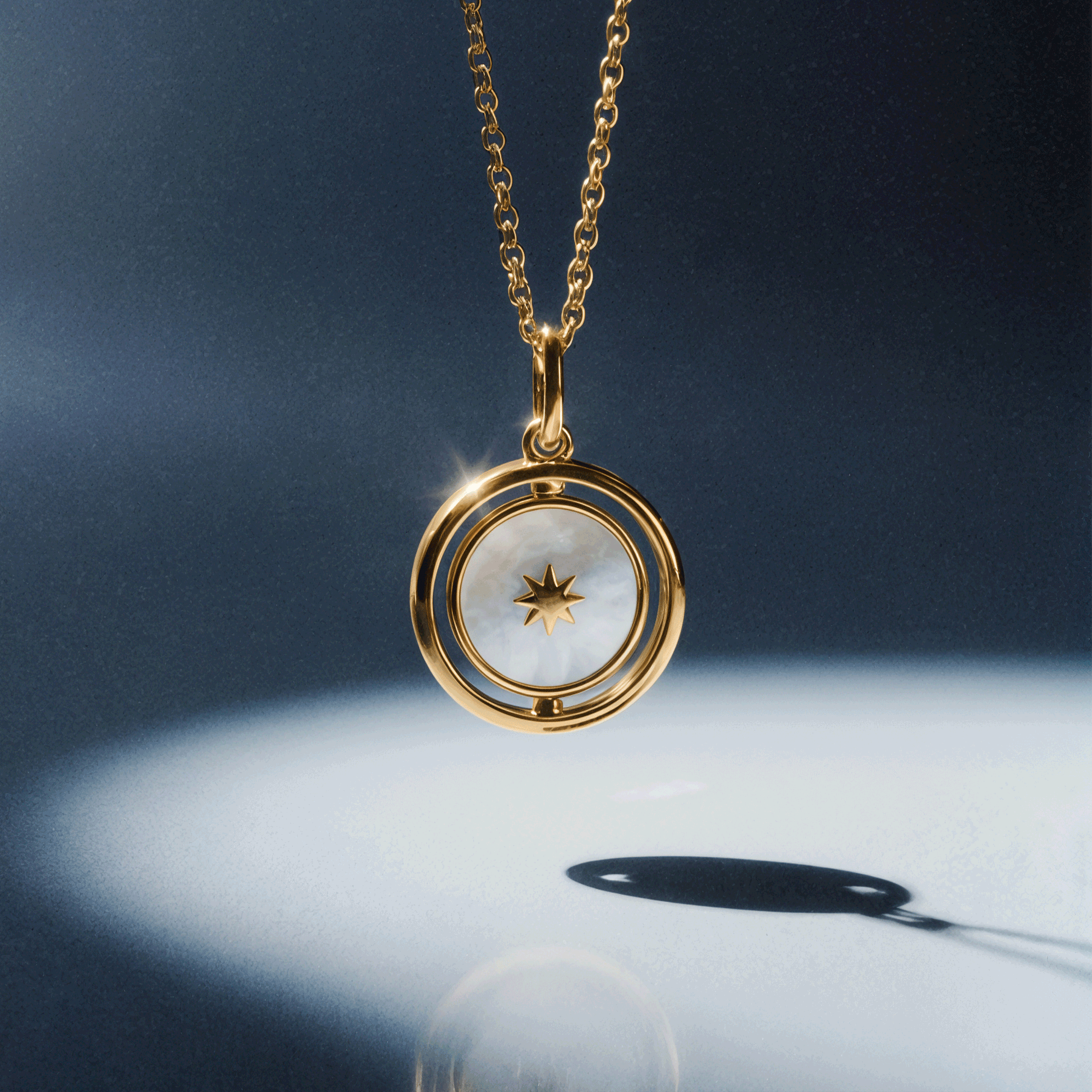 Black Onyx Pearl Necklace - day/night yellow gold