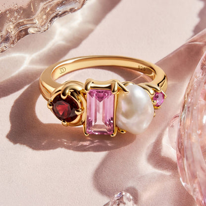 Treasure ring yellow gold flat lay