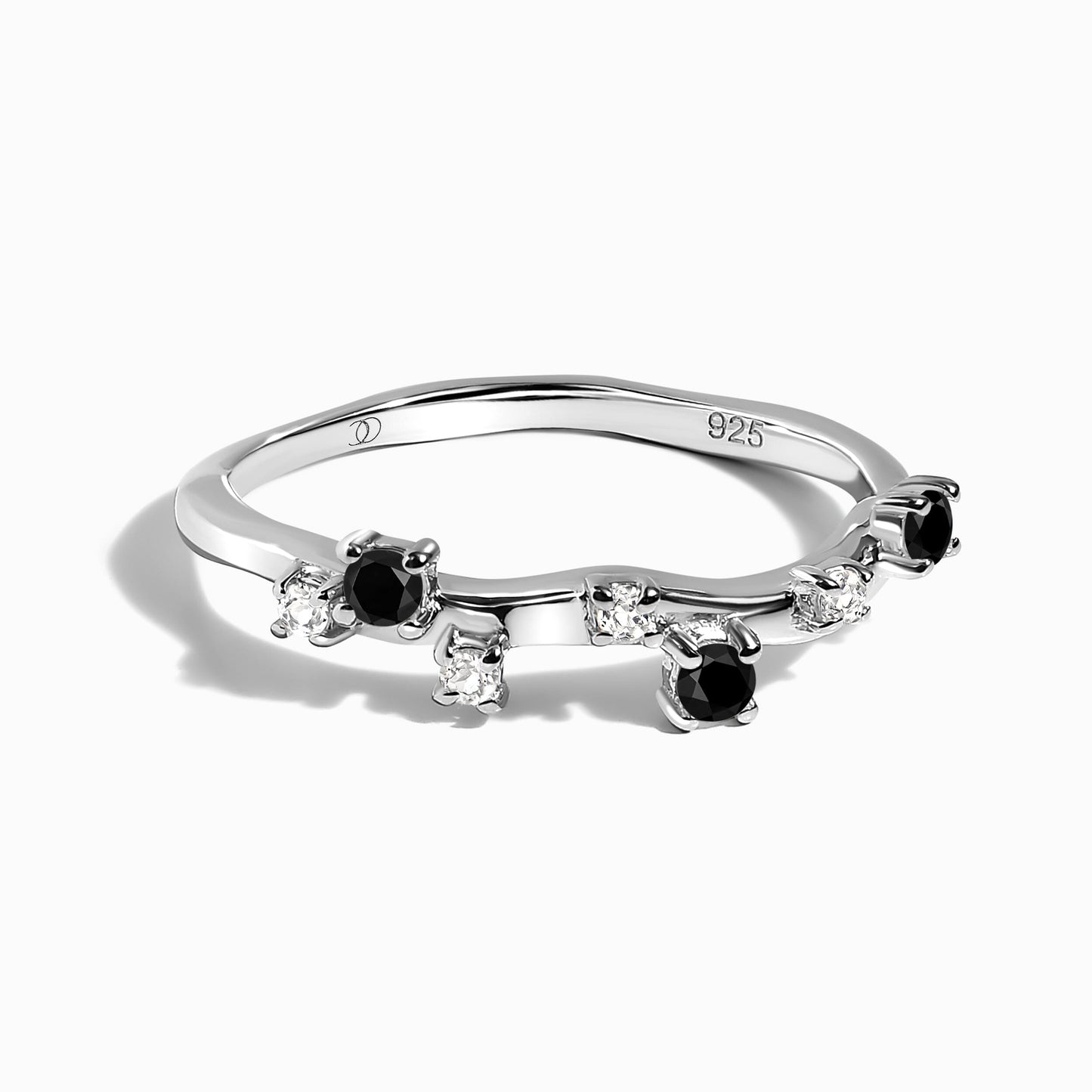 Black Onyx Ring - Stardust Band - silver
