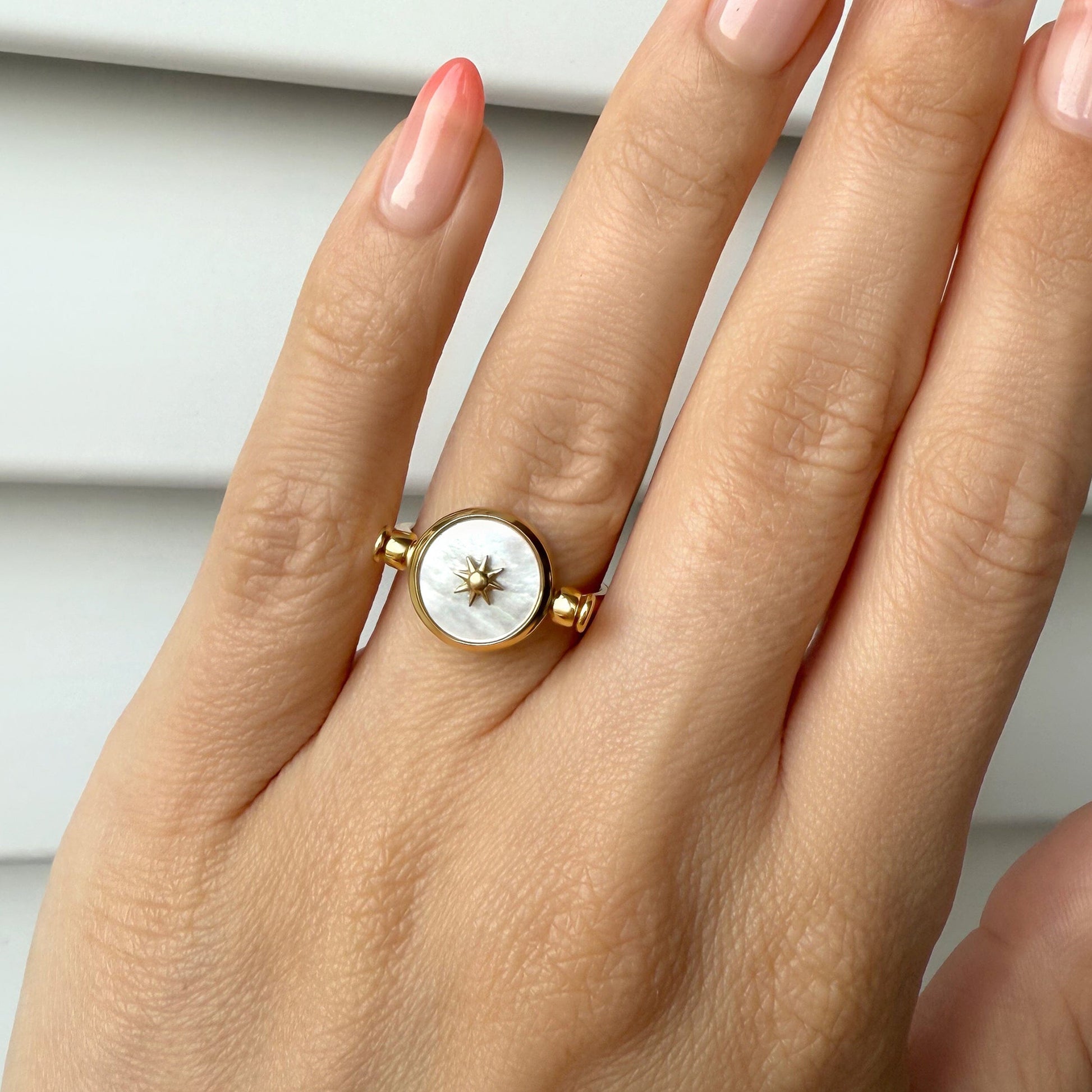 Black Onyx Pearl Ring - lifestyle yellow gold 2