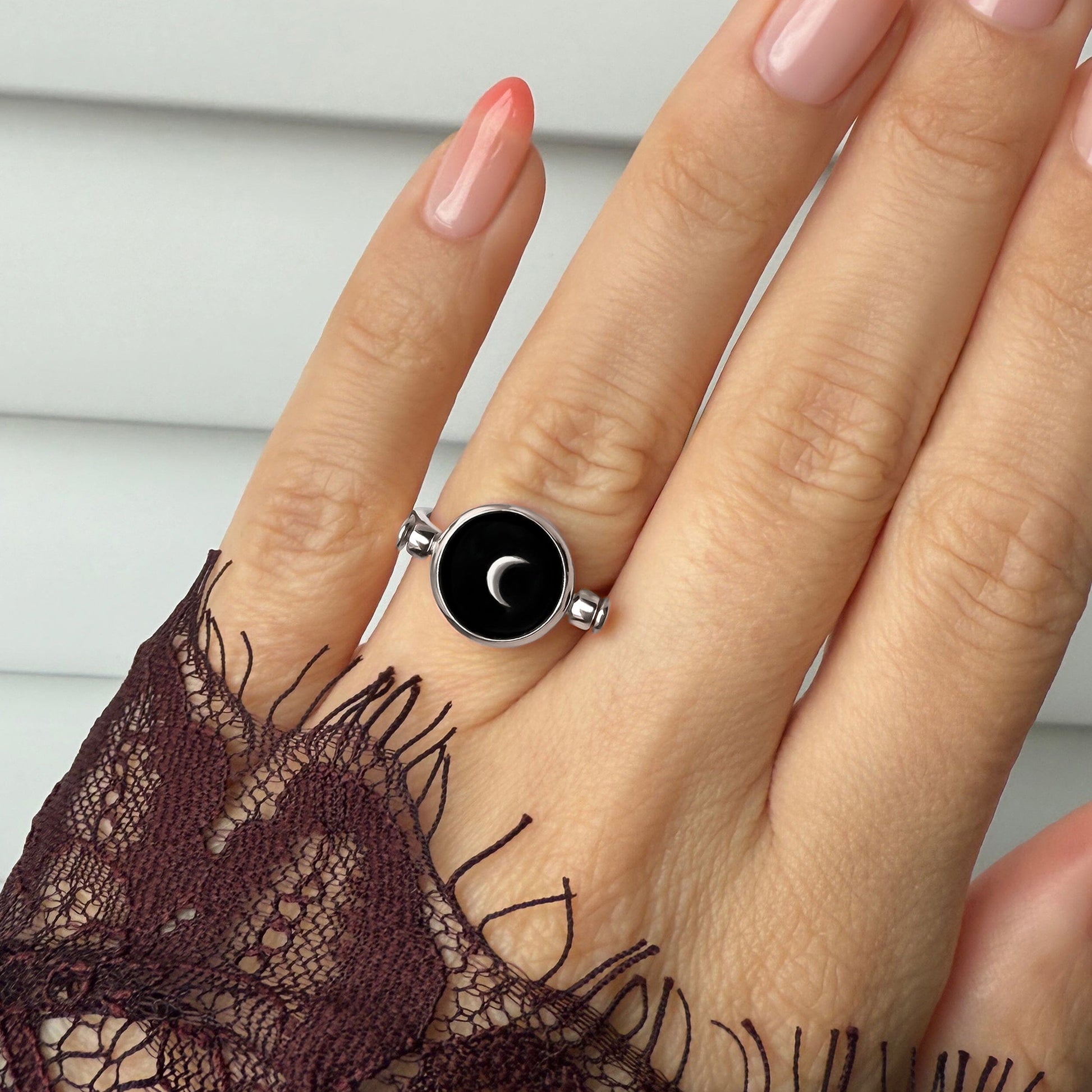 Black Onyx Pearl Ring - lifestyle silver
