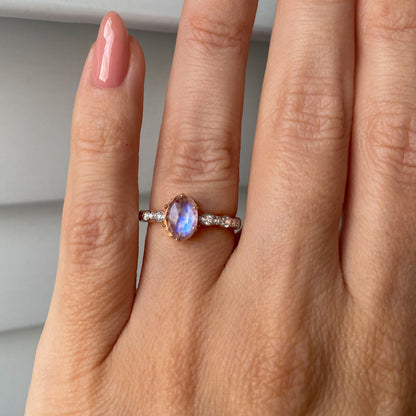Mirth ring rose gold on hand