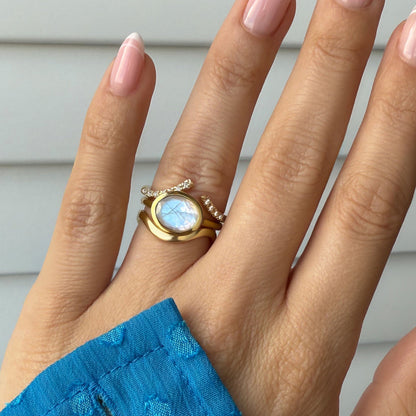 Moonstone Skin-Touch & Infinite & Waves Rings - on hand YG