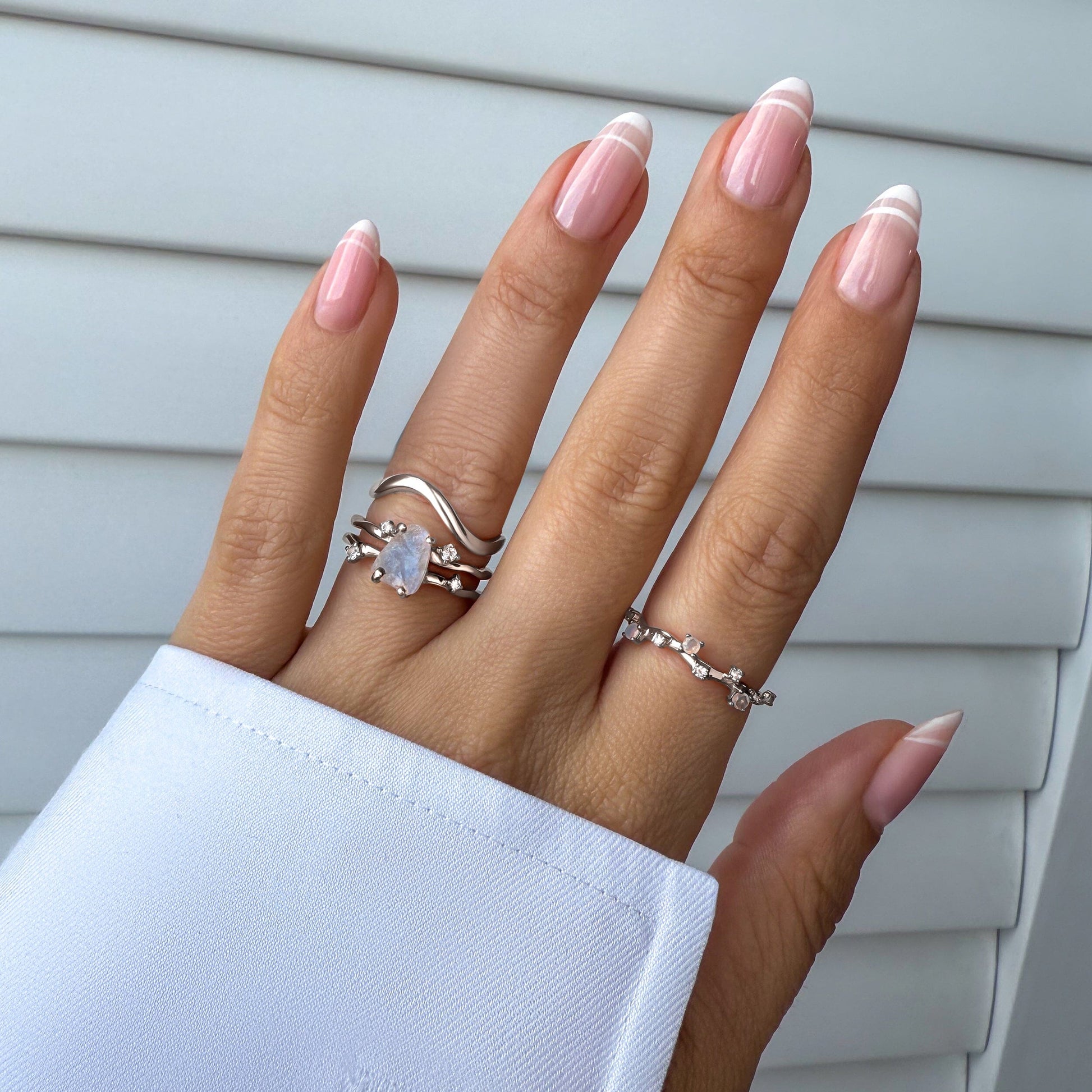 Moonstone Flow Stardust Waves Rings - sterling silver detail