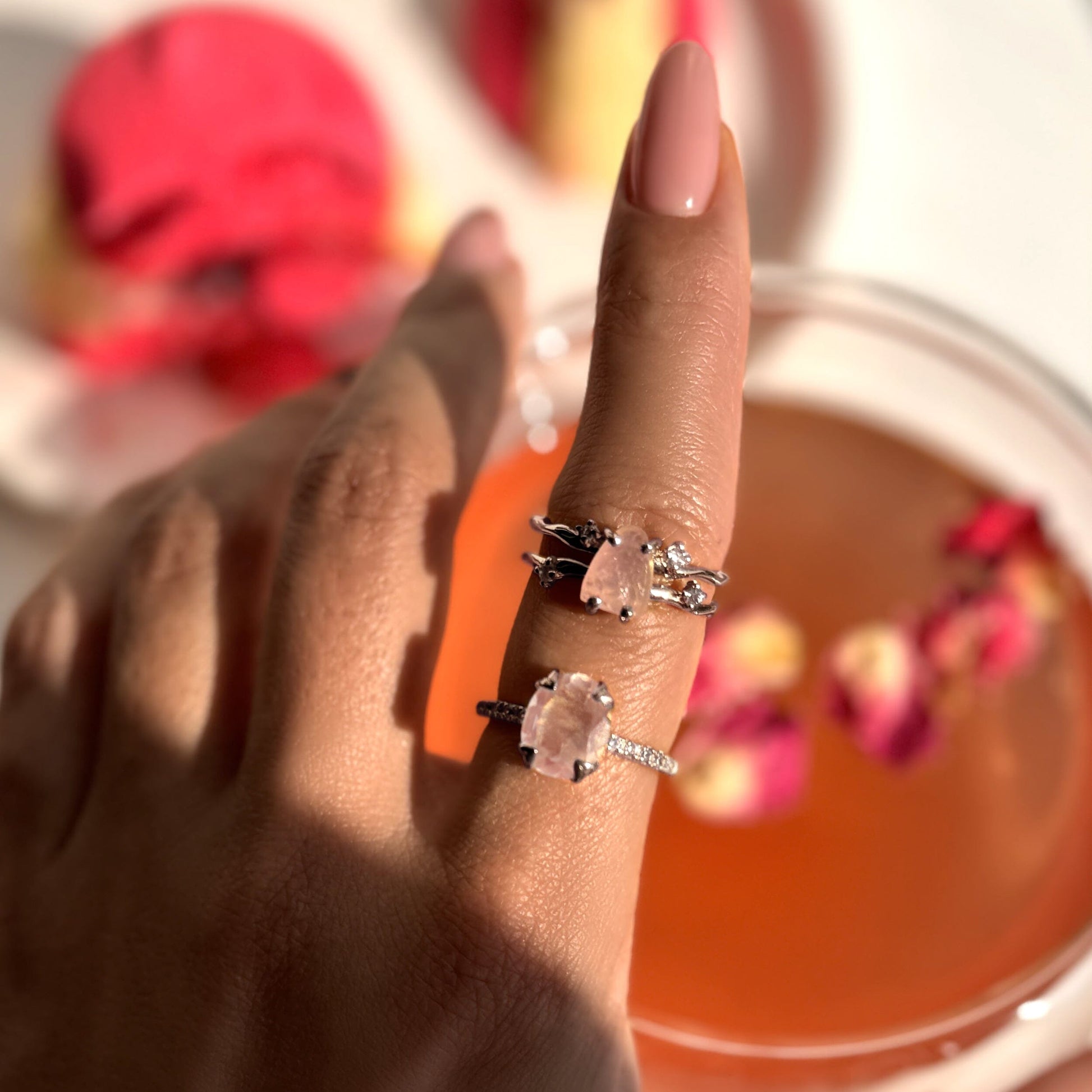 Rose Quartz Raw Crystal Ring - Flow, silver lifestyle