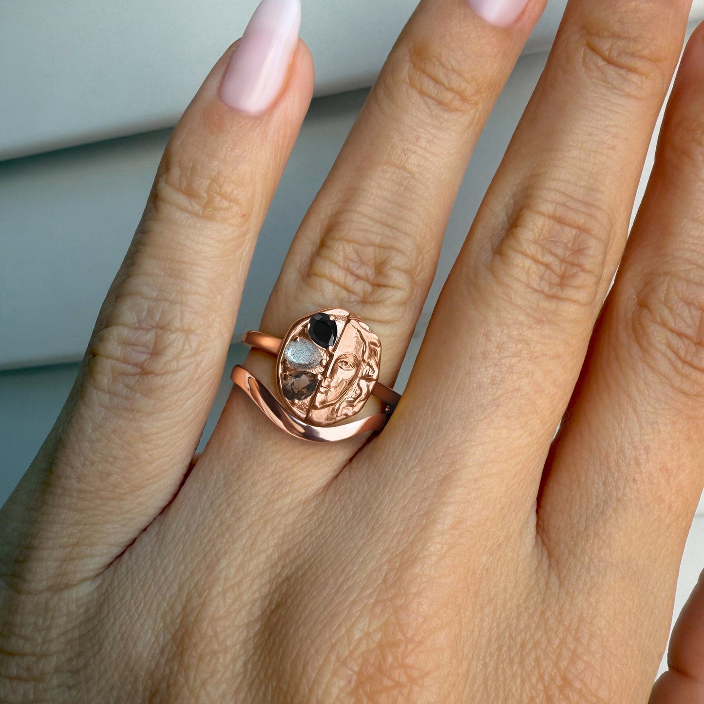 Dark Gradient Ring - Goddess & Waves Band - rose gold worn