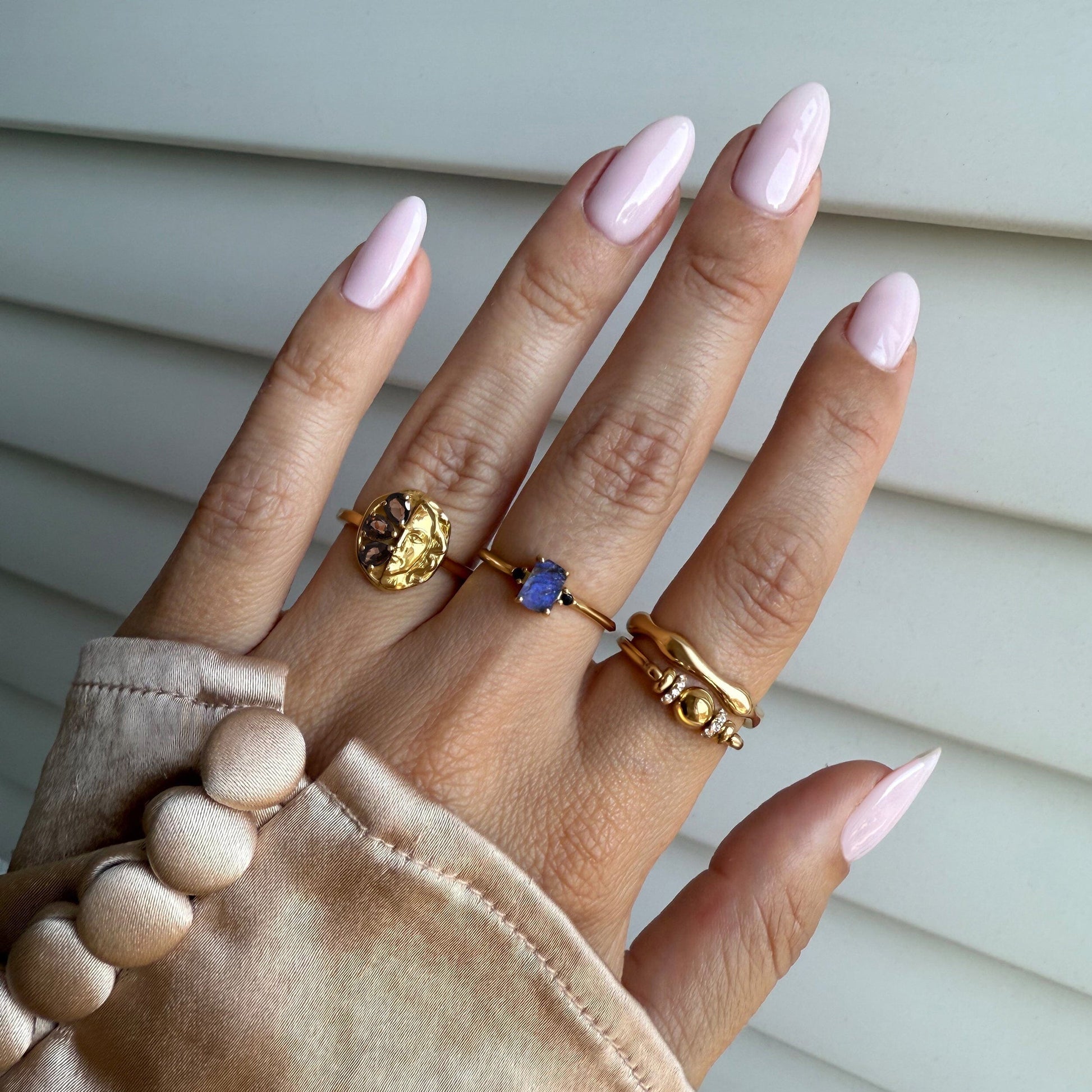 Labradorite Black Onyx Ring - Petite Allure - yellow gold detail