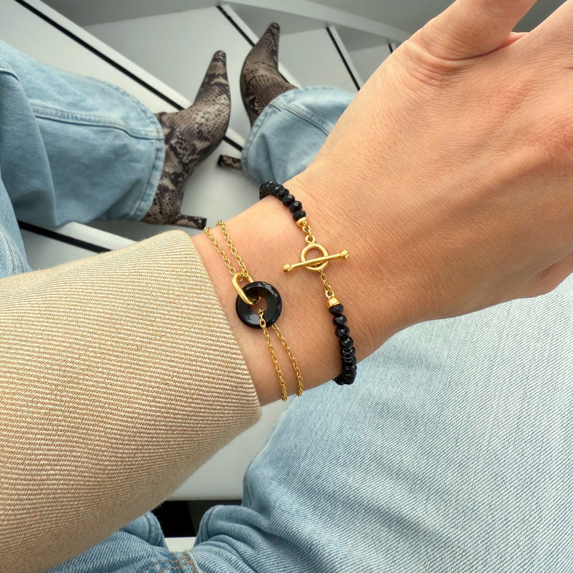 Black Obsidian Bracelet - Vibrations yellow gold worn wrist
