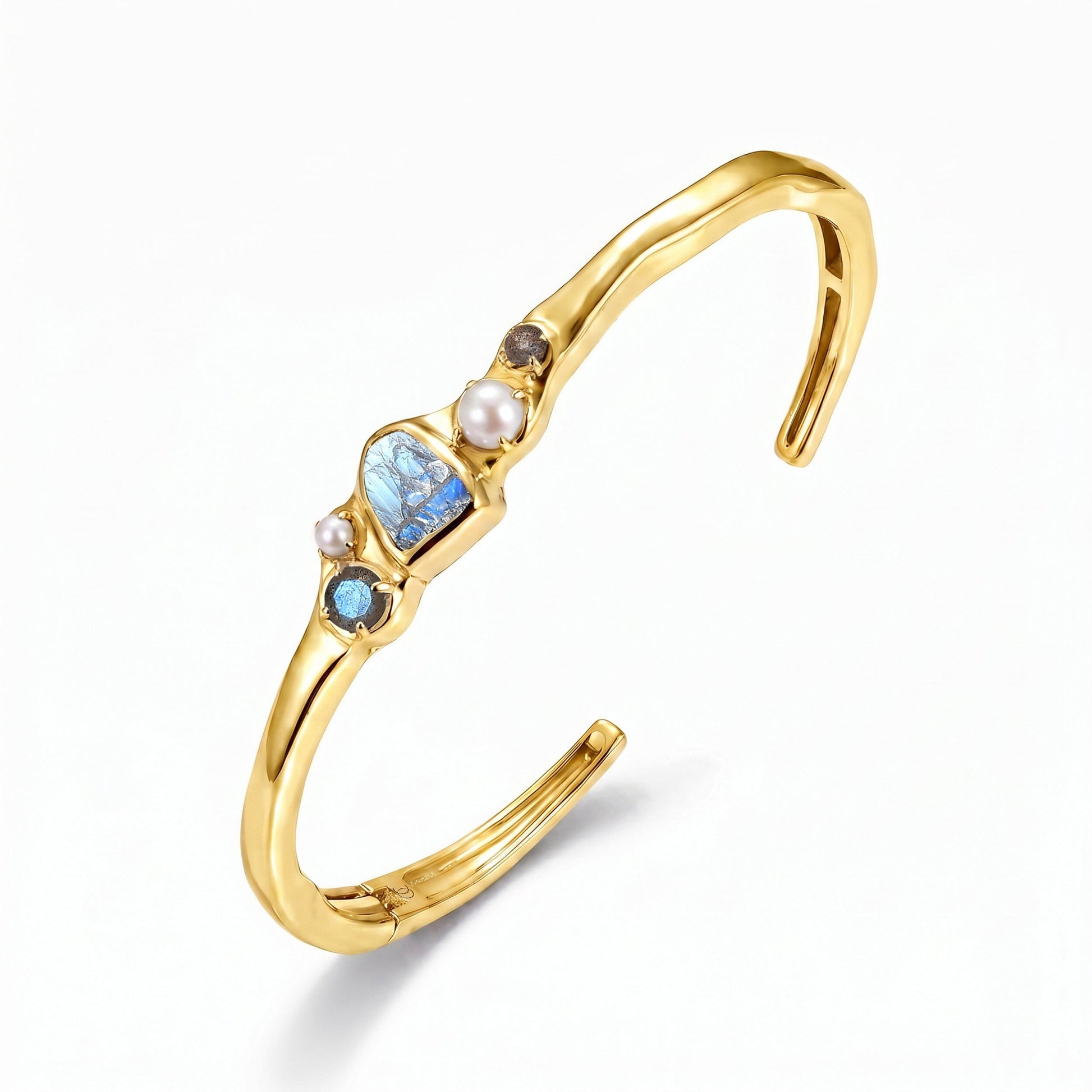 Labradorite Pearl Cuff - Heirloom - LABR-BYG-WB-PEARL-17-SH
