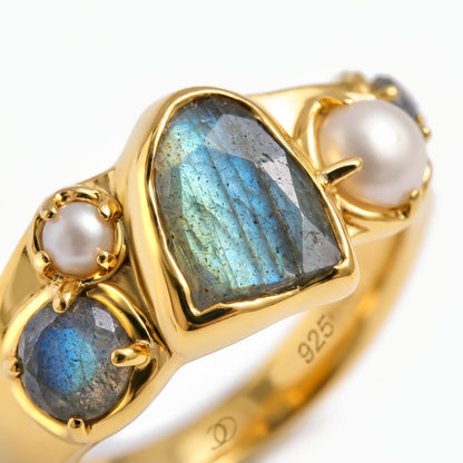 Labradorite Heirloom Ring gold close up