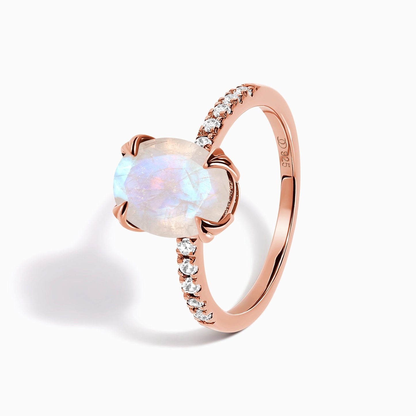 Moonstone Ring - Harlow - detail RG