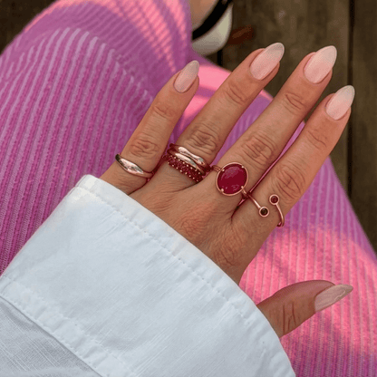 Crush ring rose gold styled