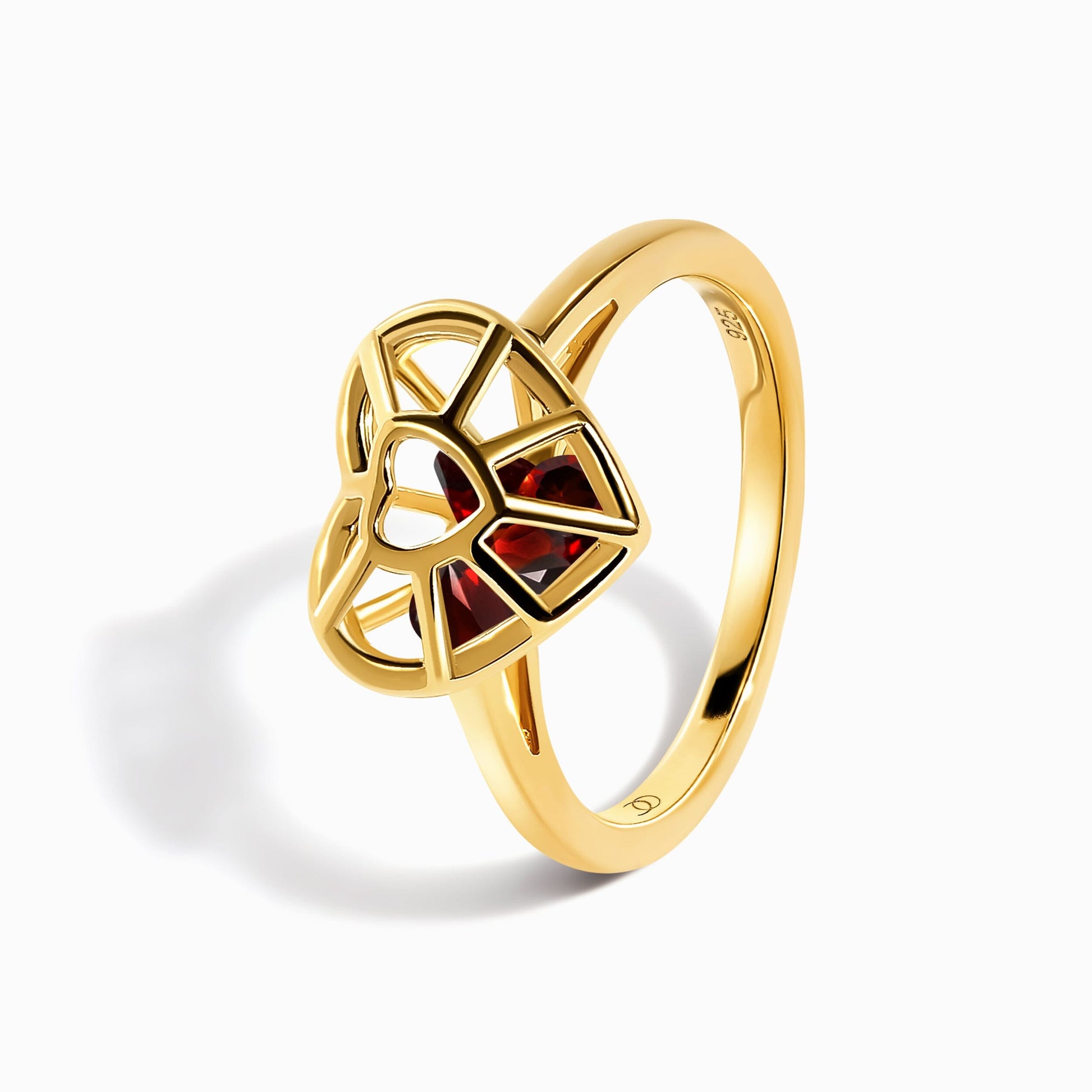 Garnet Fidget Ring - Heart in Motion - yellow gold close up