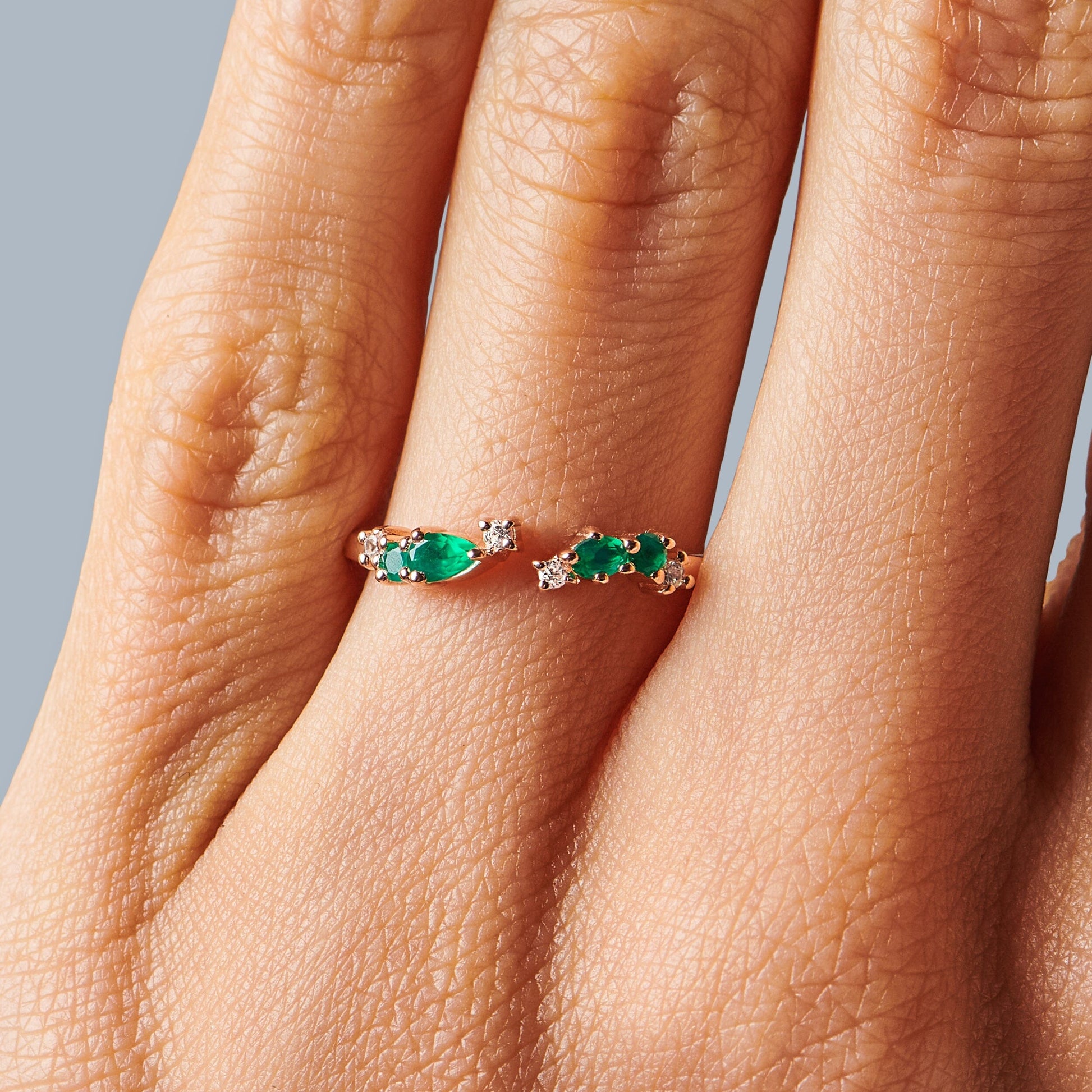 Adjustable Green Onyx Ring Flourish - rose gold model