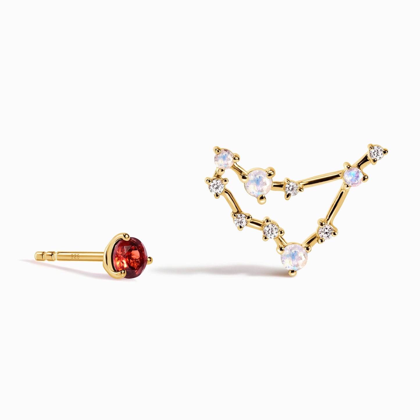 Zodiac Birthstone Diamond Studs - Capricorn Garnet - yellow gold