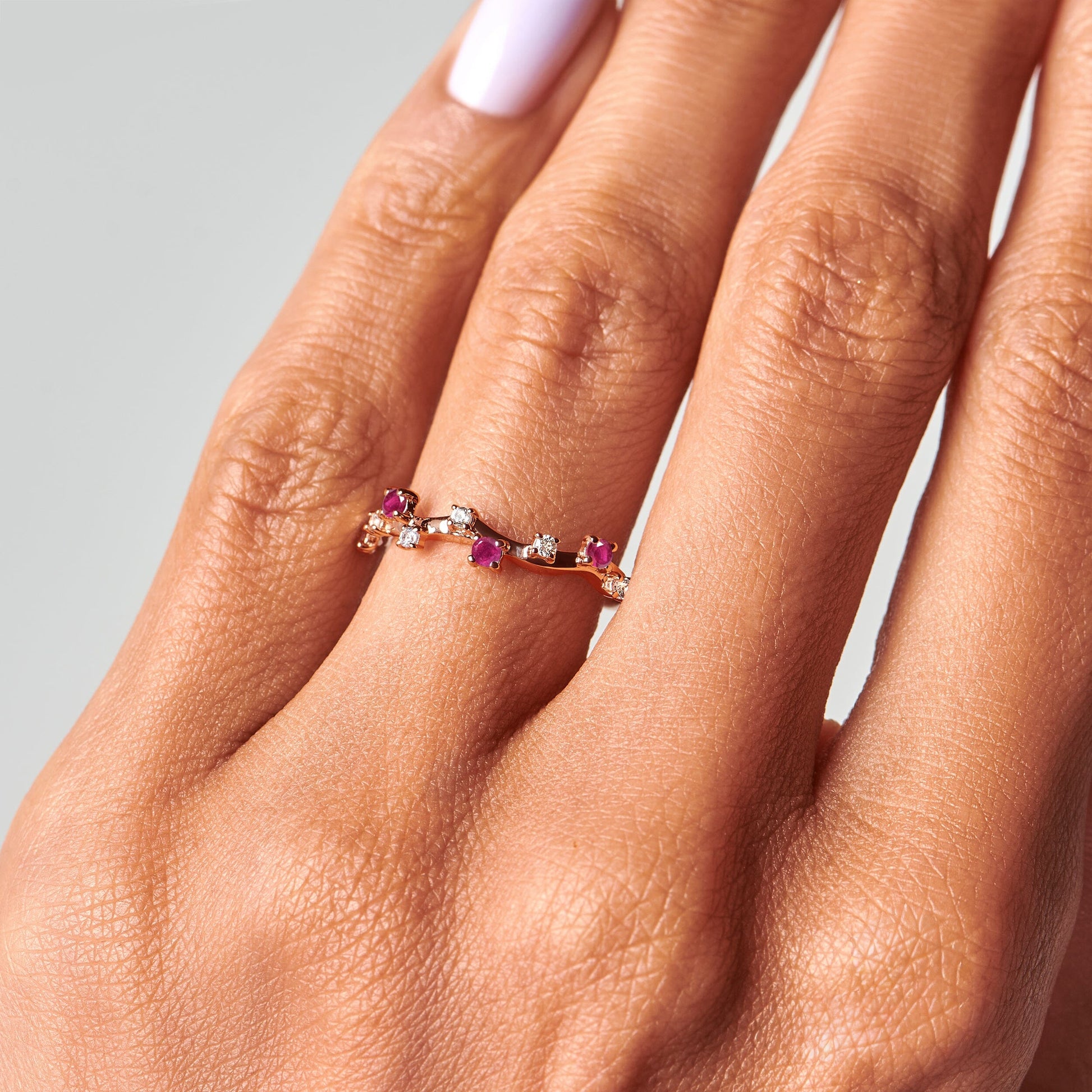 Ruby Ring - Stardust Band - rose gold worn