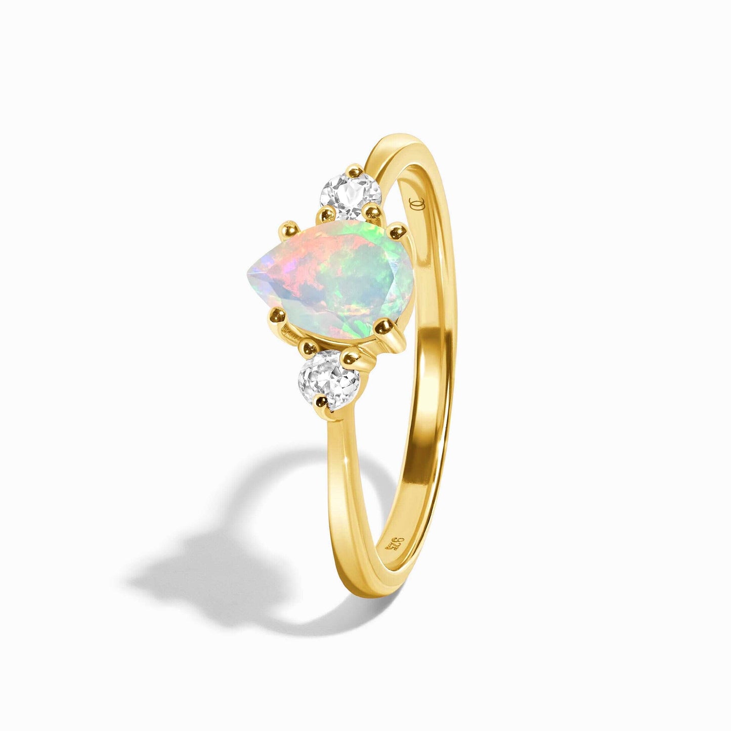 Opal Ring - Lania - yellow gold detail