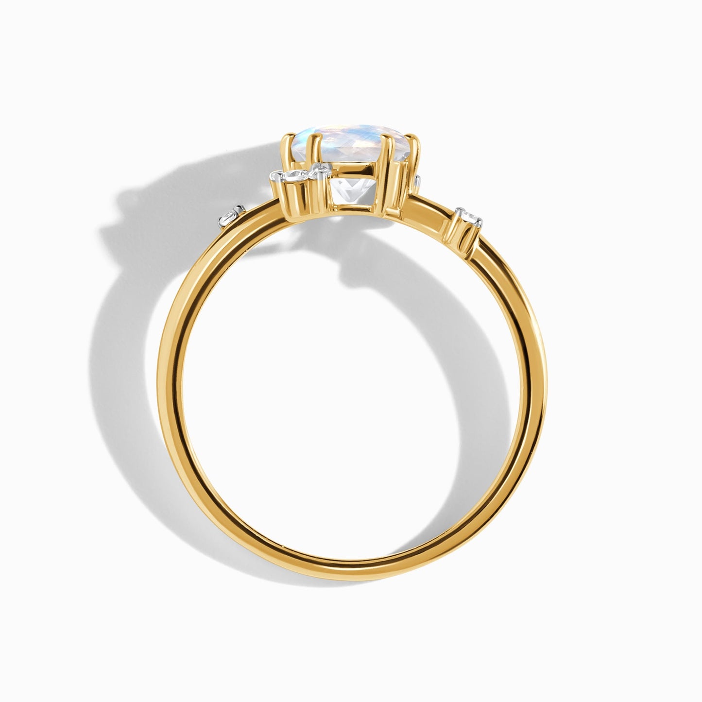 Muse ring yellow gold angle