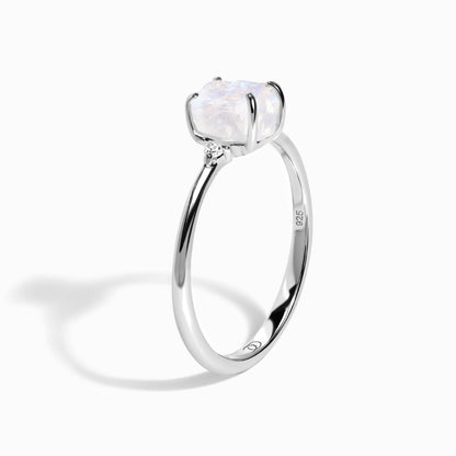 Fine Moonstone Lab Diamond Ring - Petite Allure - detail SIL