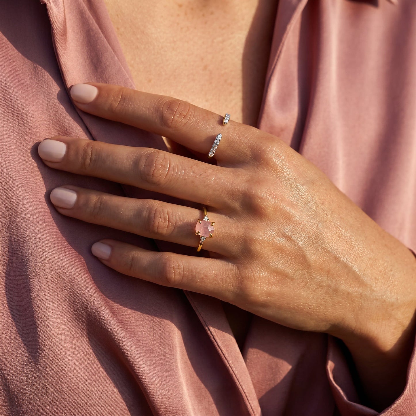 Rose Quartz Ring - Petite Raw Allure, yellow gold detail