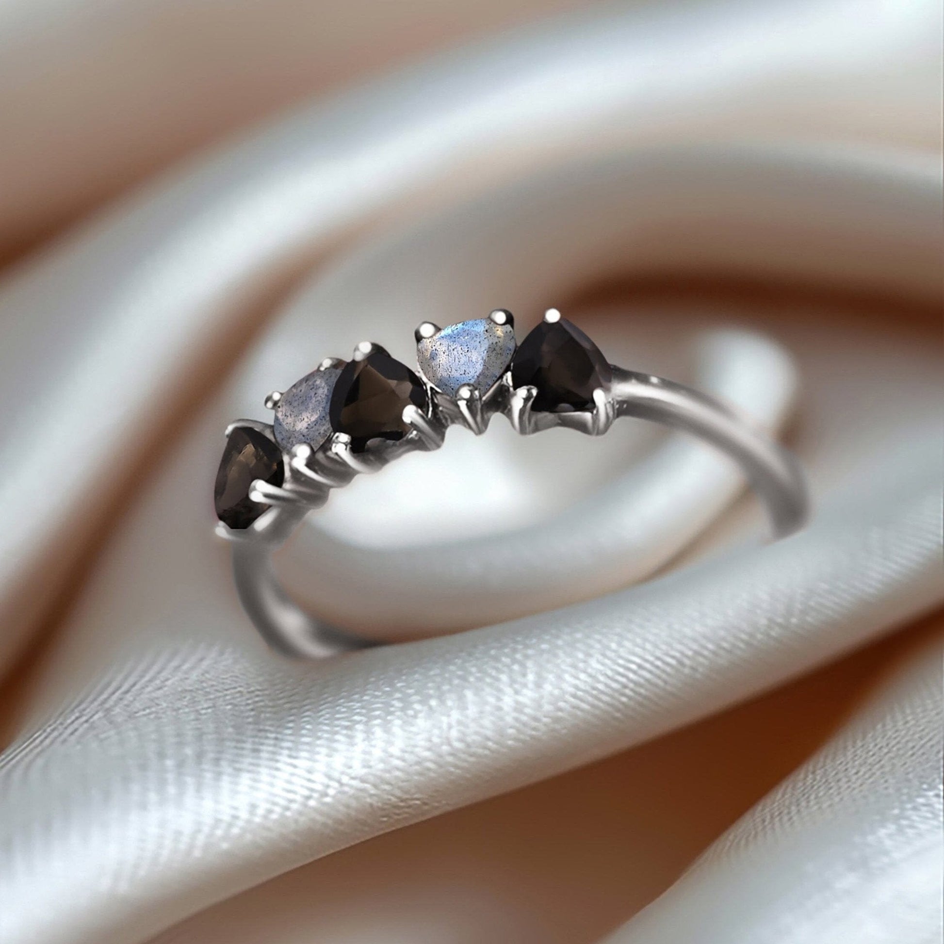Black Obsidian Labradorite Ring - Crush - silver lifestyle
