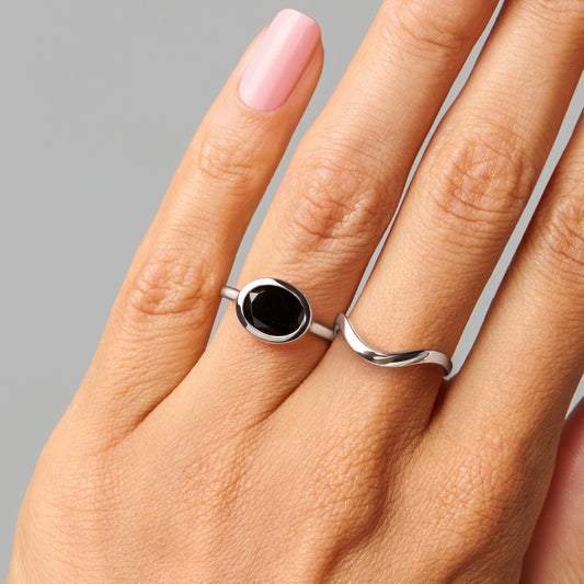 Skin-Touch Waves Rings - worn silver