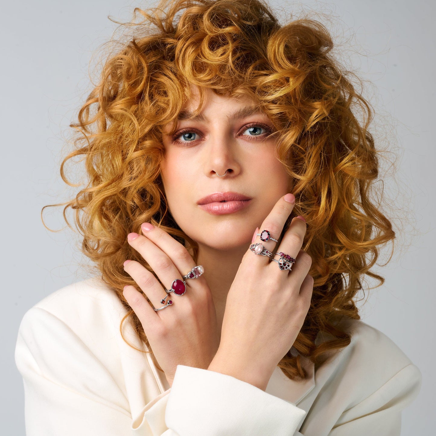 Garnet Fidget Ring - Heart in Motion - silver lifestyle