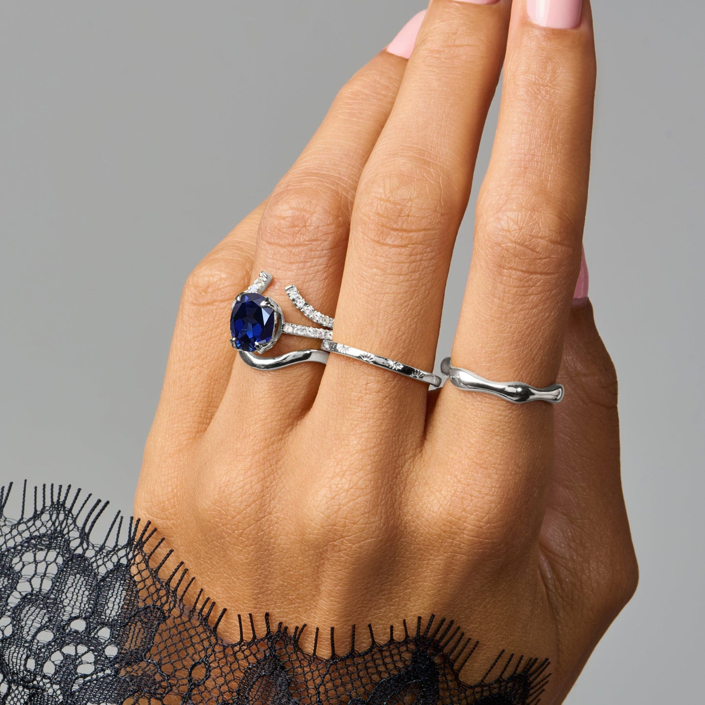 Blue Sapphire Ring Harlow - silver stacked