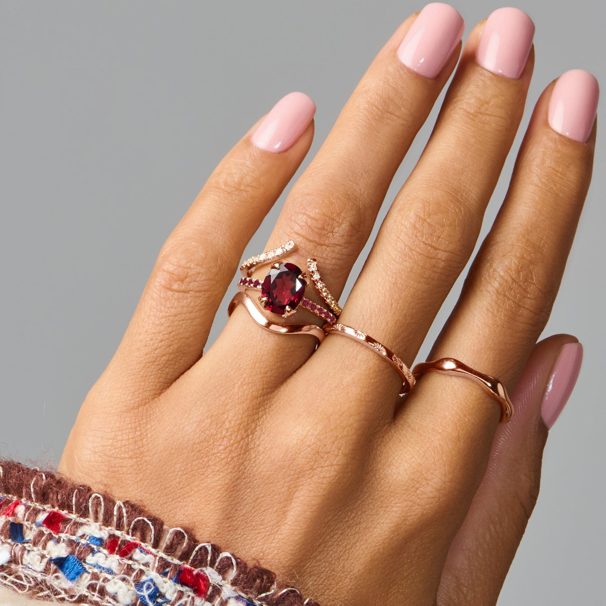 Harlow ring rose gold stacked