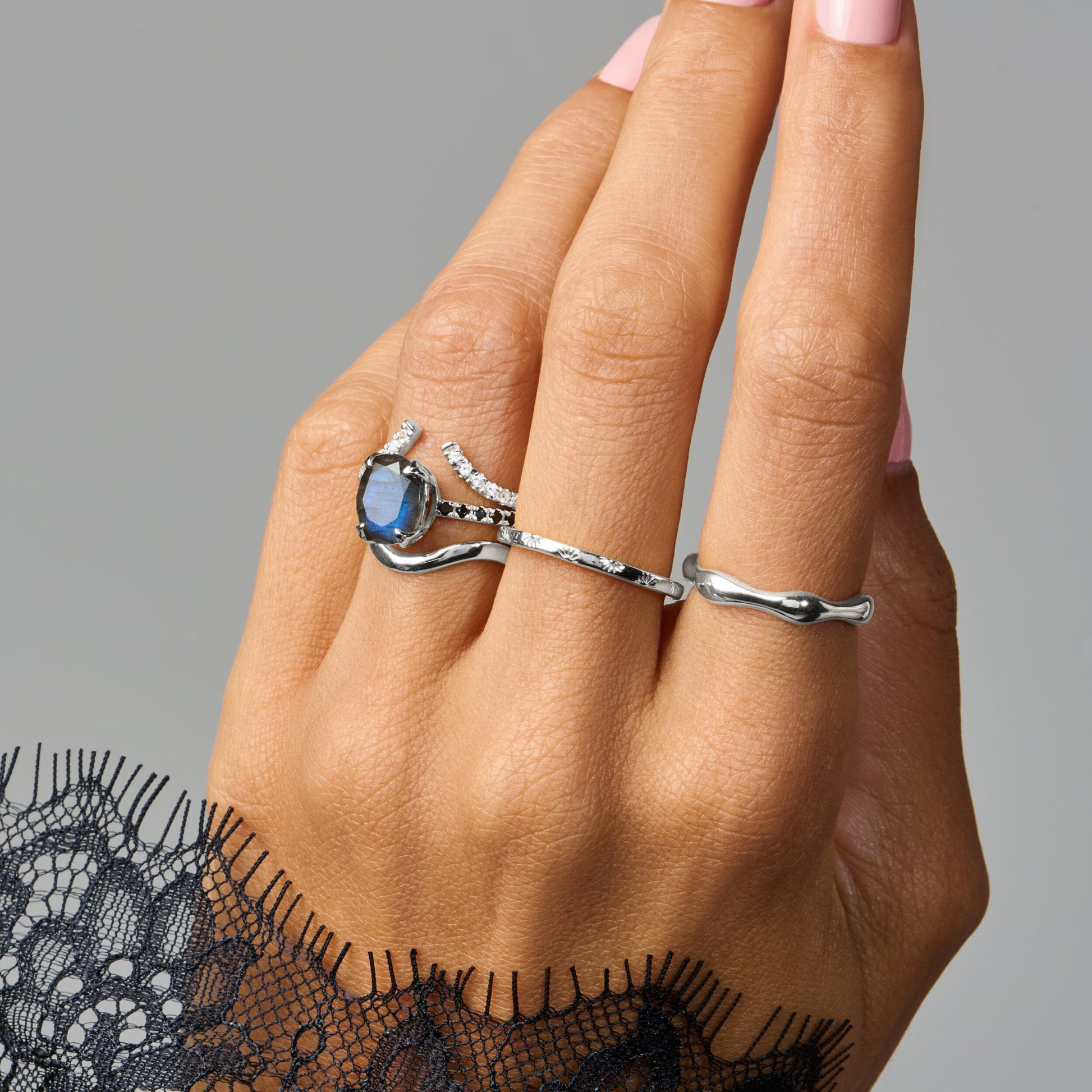 Labradorite Black Spinel Ring - Harlow