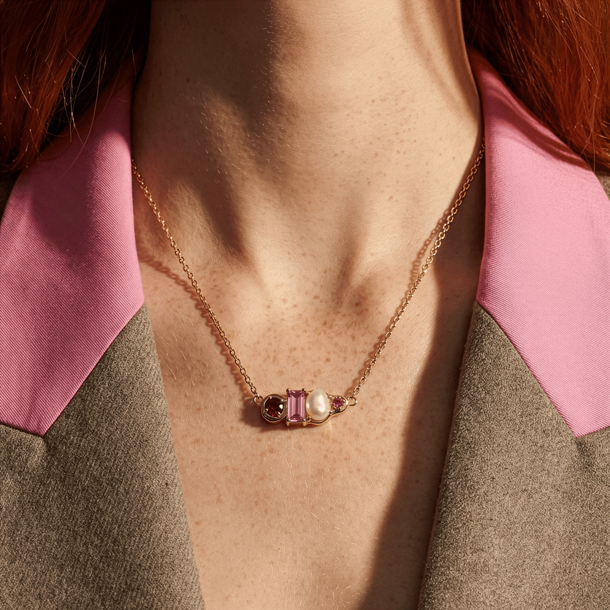Treasure necklace yellow gold on neck
