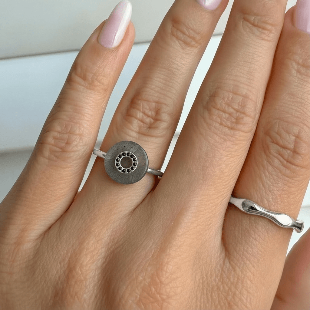 Labradorite Black Spinel Fidget Ring - Liora - WR-DONUT-3-LAB-SIL