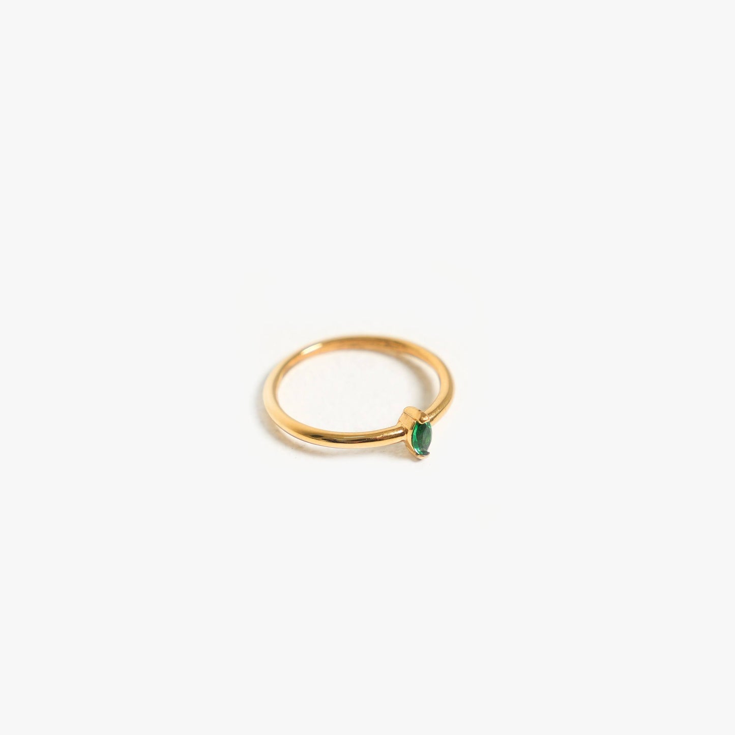 Dainty Emerald Ring - dainty-emerald-ring-gold
