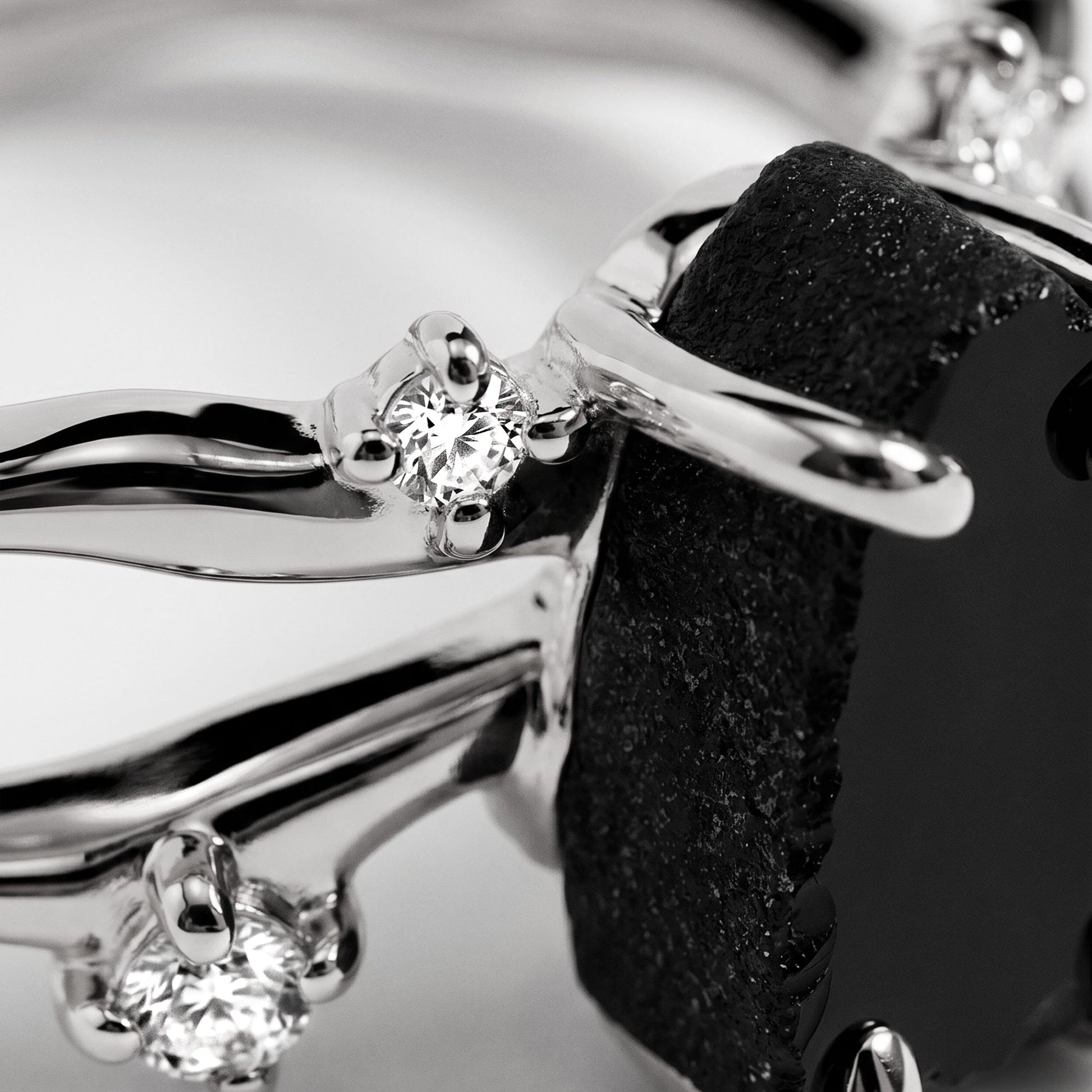 Black Obsidian Ring - Flow - sterling silver macro